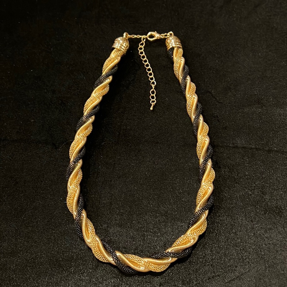 NWT Vintage Inspired Black and gold braided mesh necklace